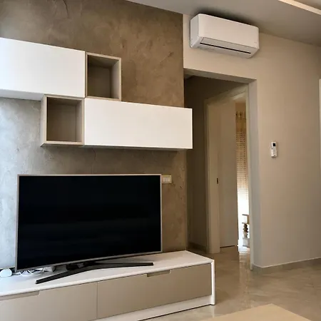 아파트 Rivaapartment Vlorë